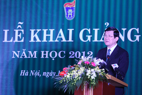 Presidente vietnamita urge a mejorar calidad de educación universitaria